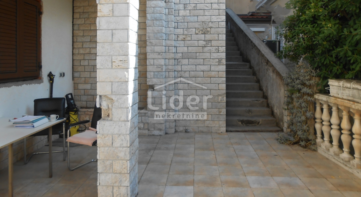 Hiša Bulevard, 211m2