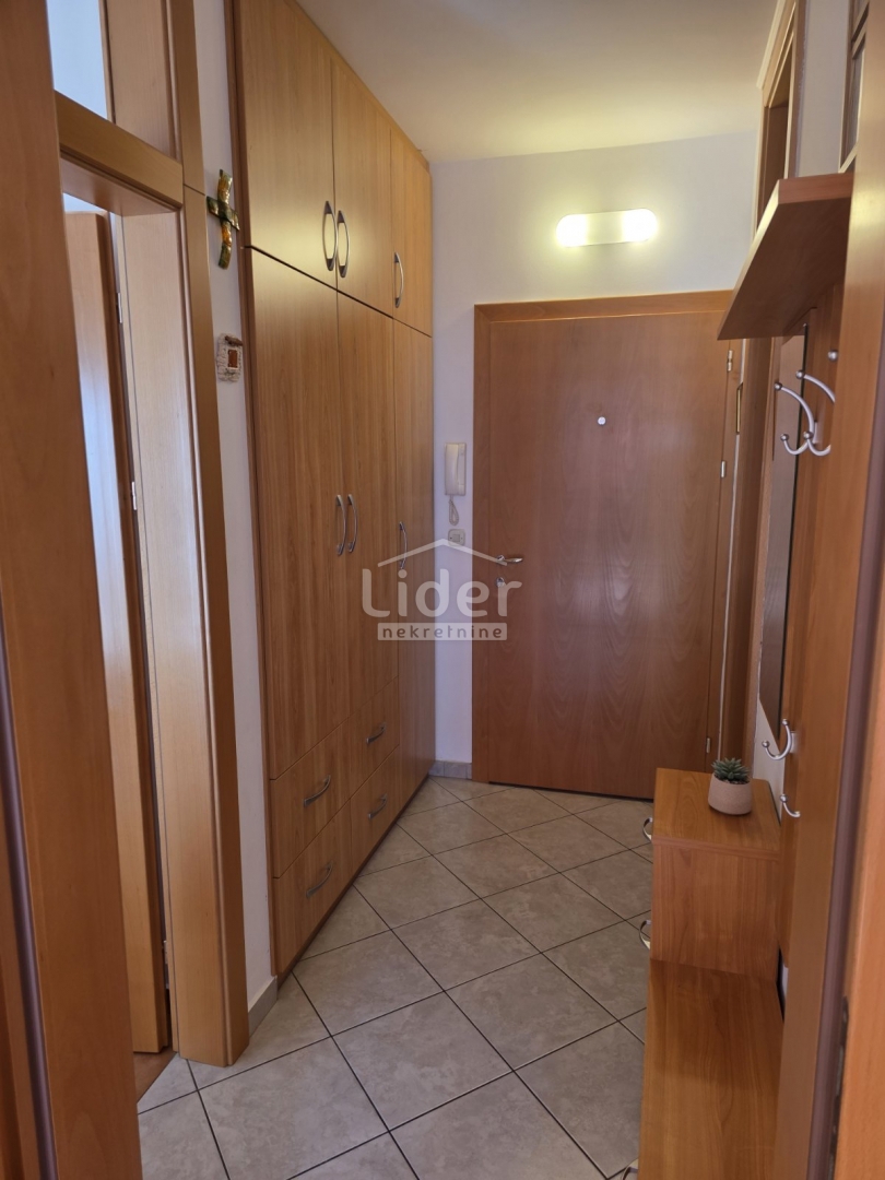 Apartma Novalja, 56m2