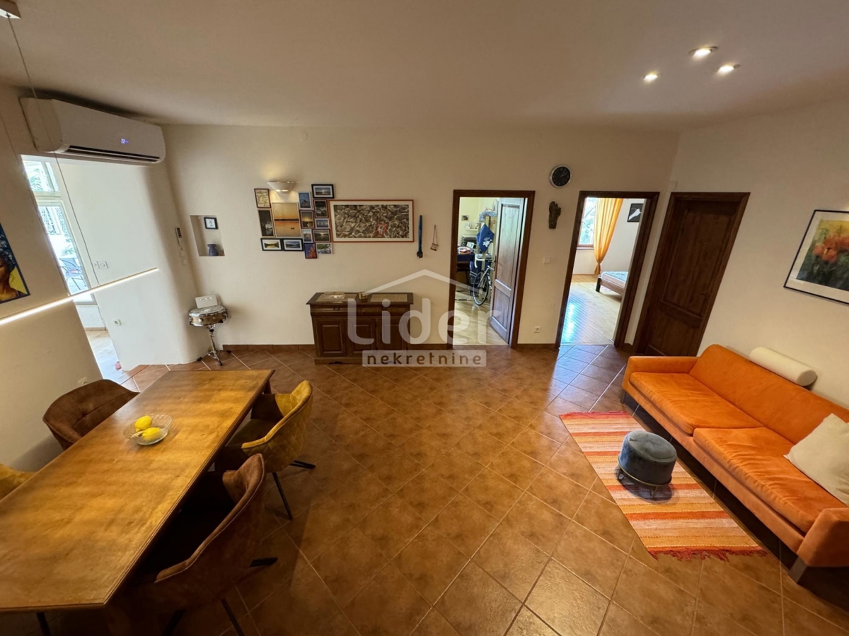 Stanovanje Opatija - Centar, 118m2