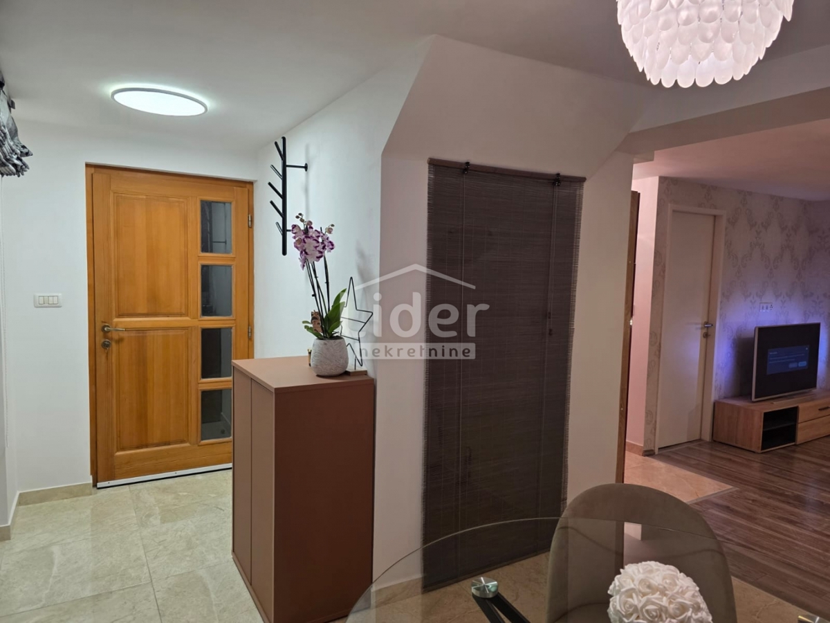 Stanovanje Mali Lošinj, 66m2