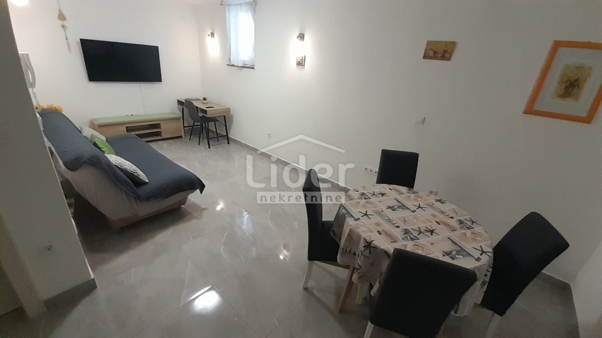 Apartma Malinska, Malinska-Dubašnica, 37m2