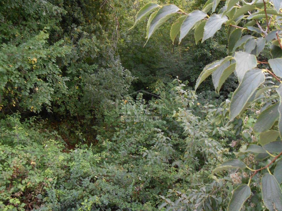 Zemljišče Rožmanići, 1651m2