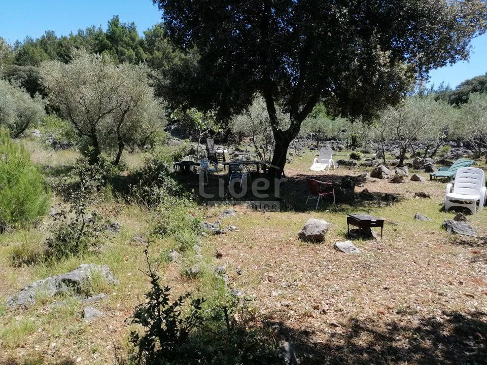 Zemljišče Krk, 1827m2