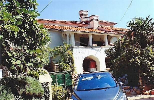 Hiša Gostinjac, 505m2