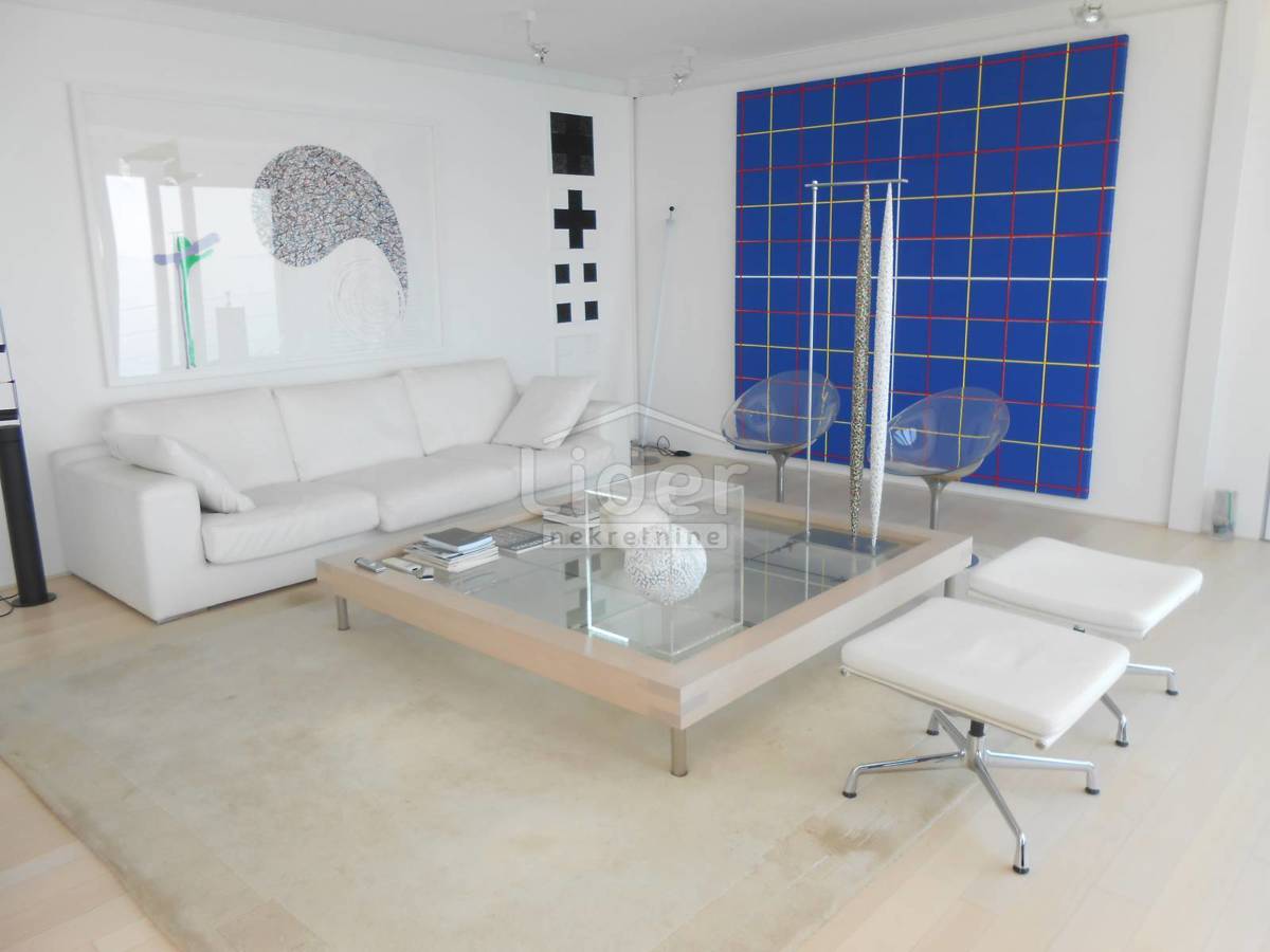 Hiša Kantrida, 550m2