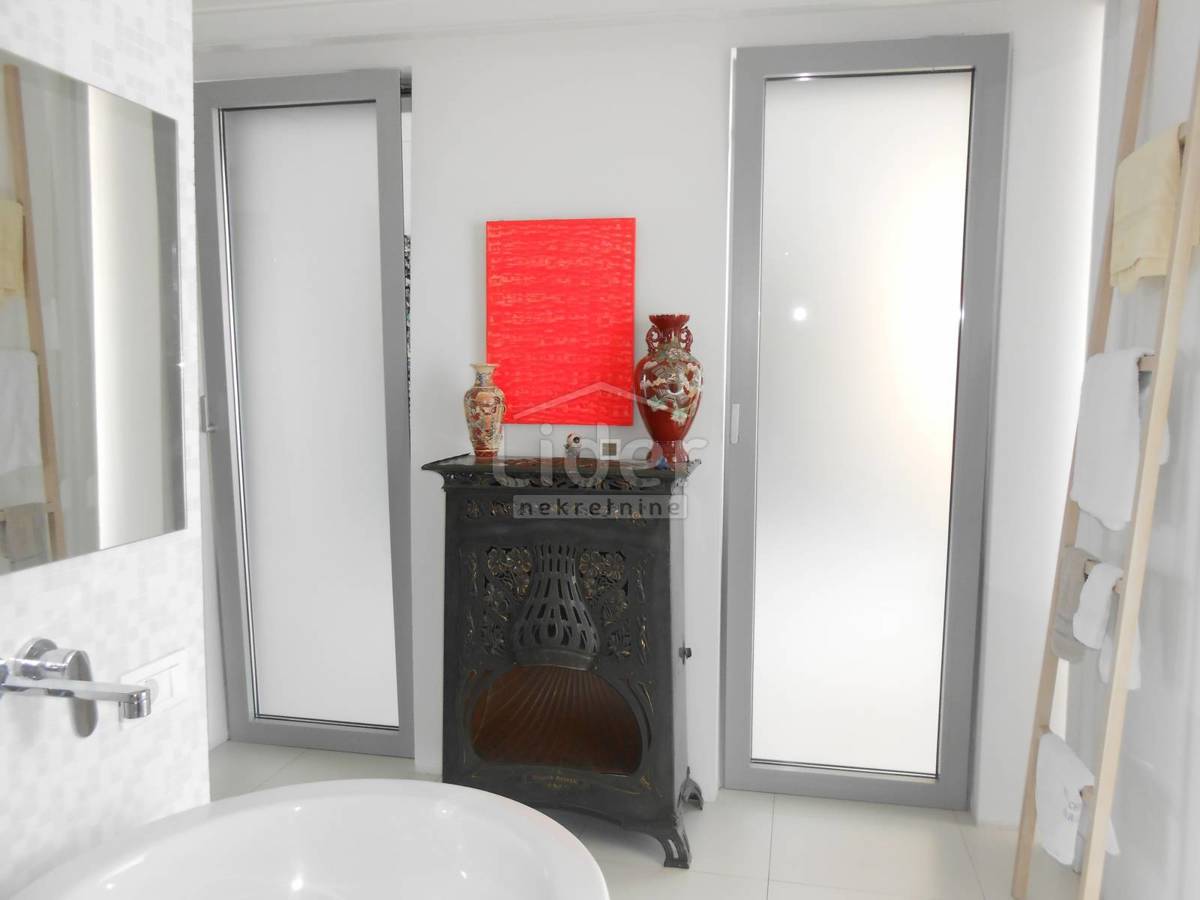 Hiša Kantrida, 550m2