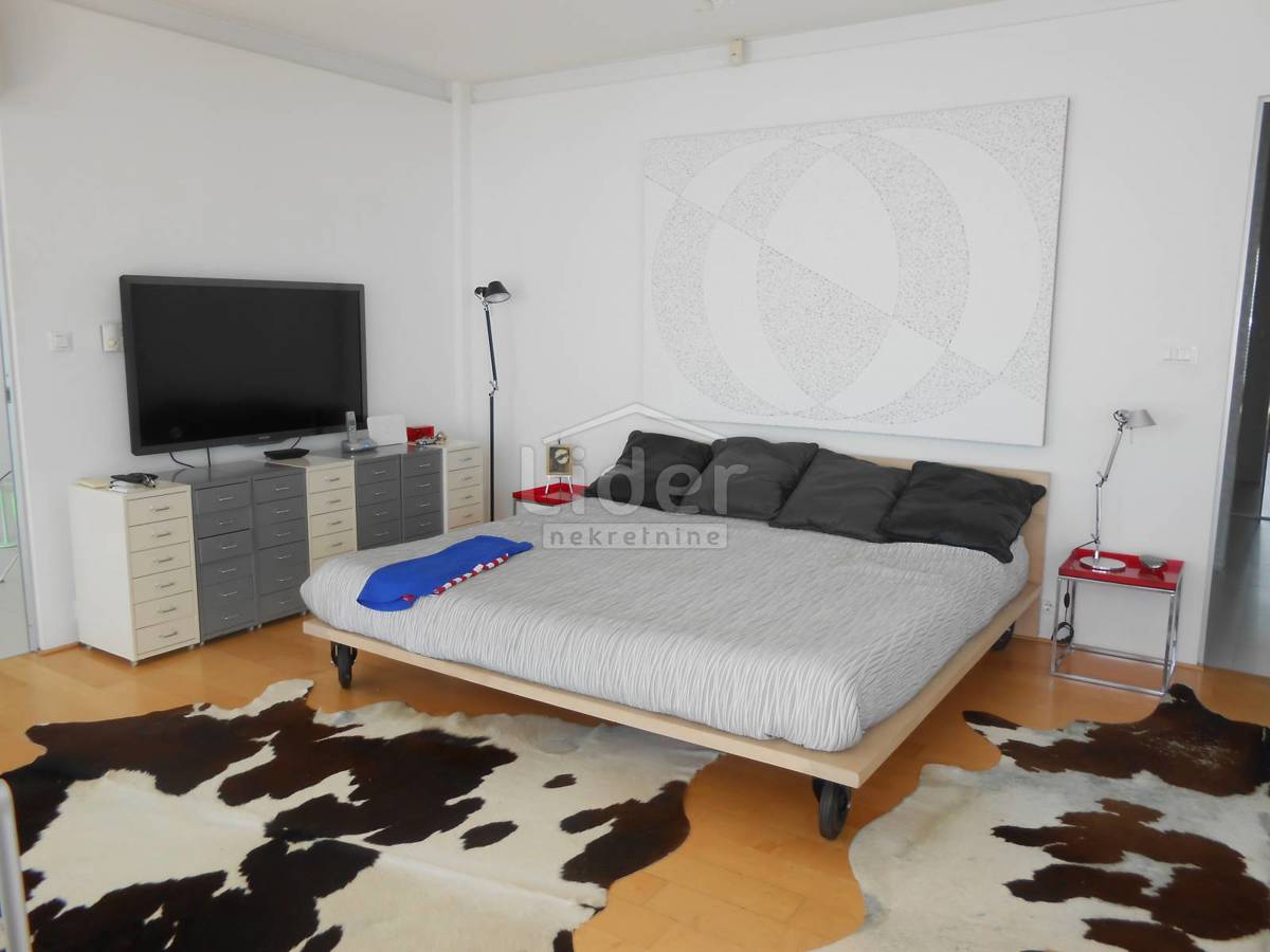 Hiša Kantrida, 550m2