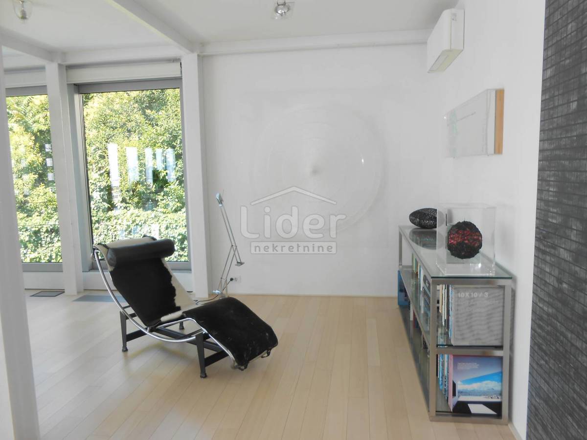 Hiša Kantrida, 550m2