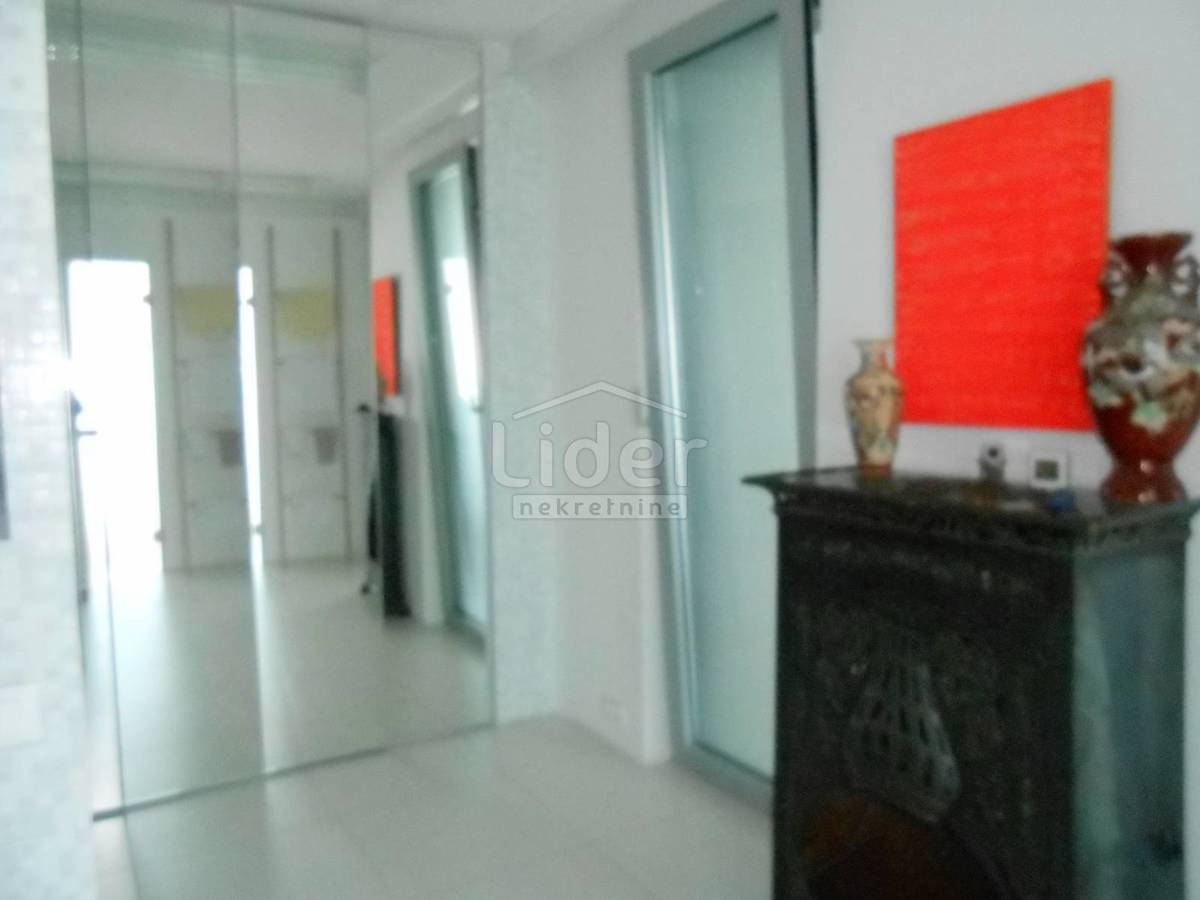 Hiša Kantrida, 550m2