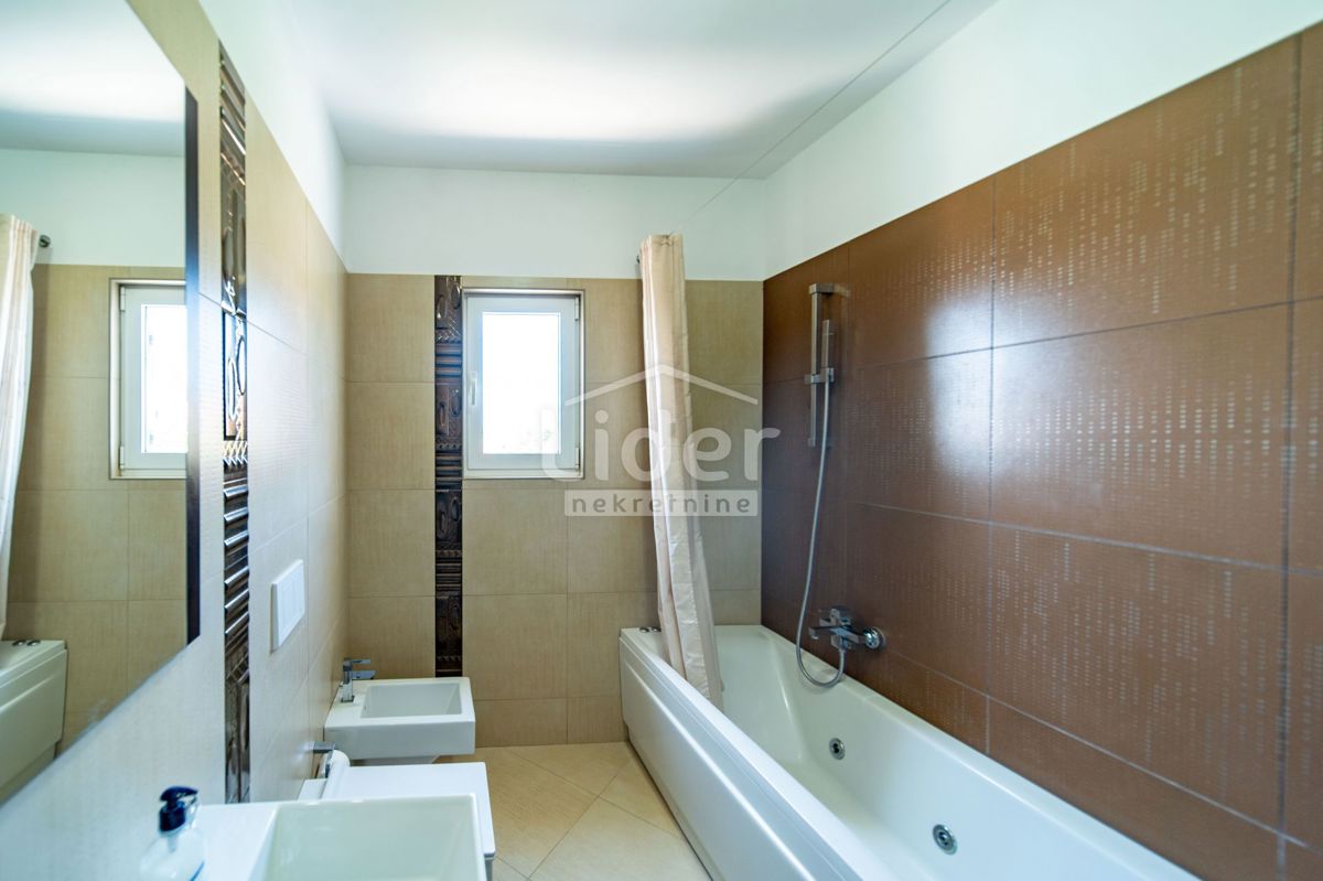 Apartma Barbat na Rabu, 102m2