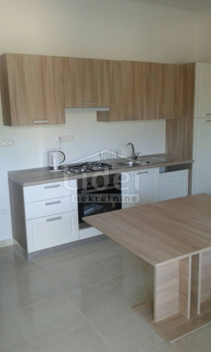 Hiša Kraljevica, 400m2