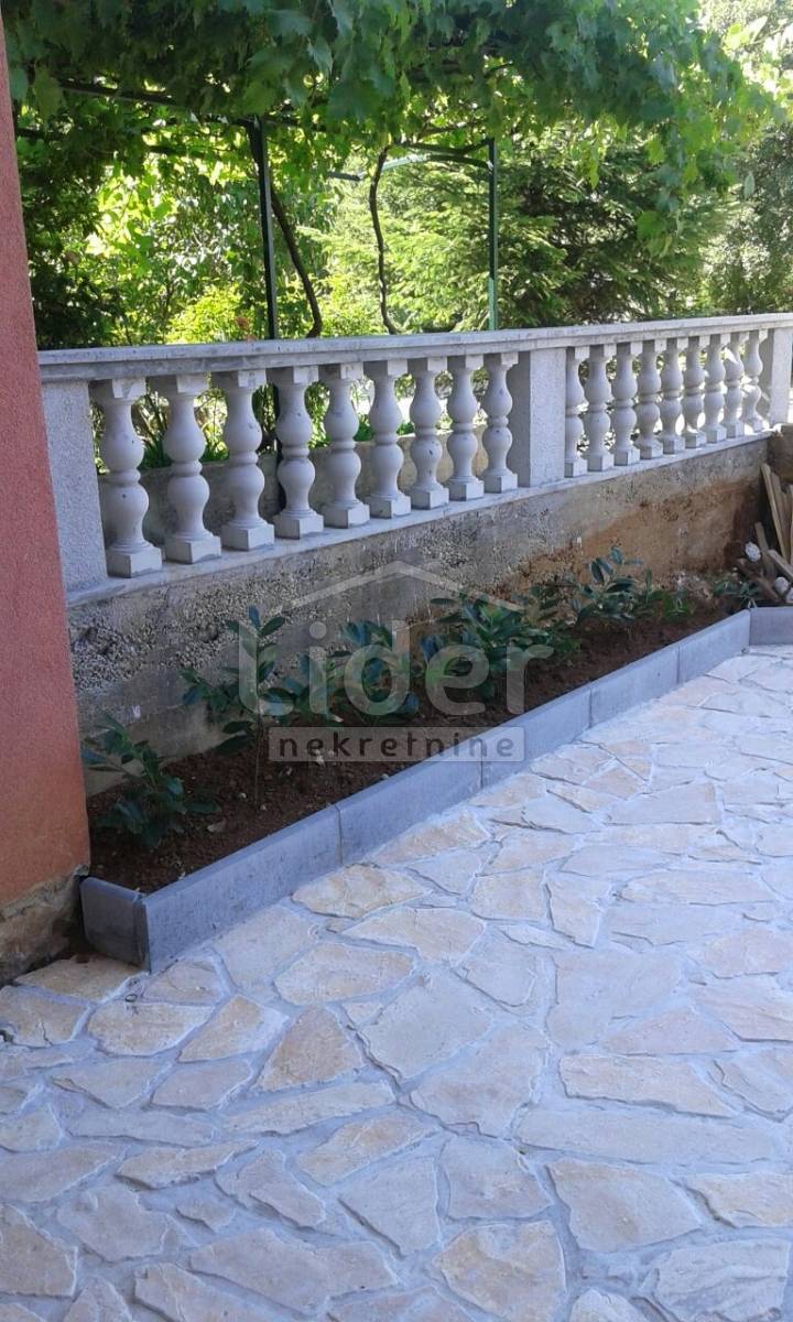 Hiša Kraljevica, 400m2