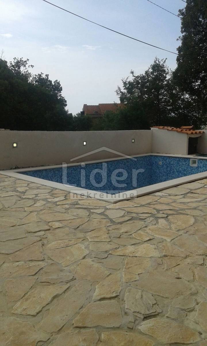 Hiša Kraljevica, 400m2