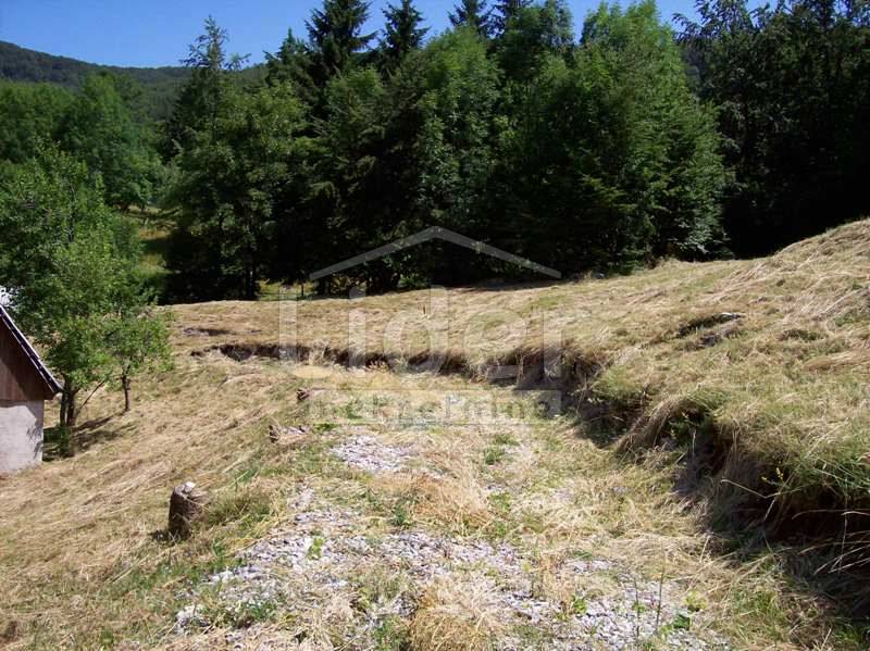 Zemljišče Begovo Razdolje, 702m2