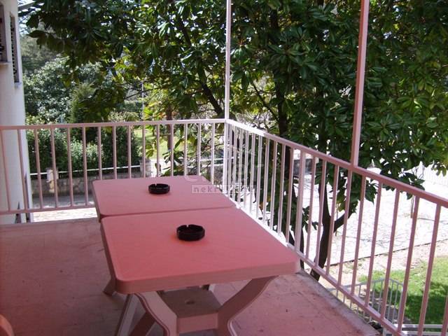 Hiša Malinska, 240m2