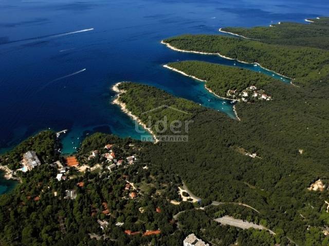 Zemljišče Kampor, 17200m2