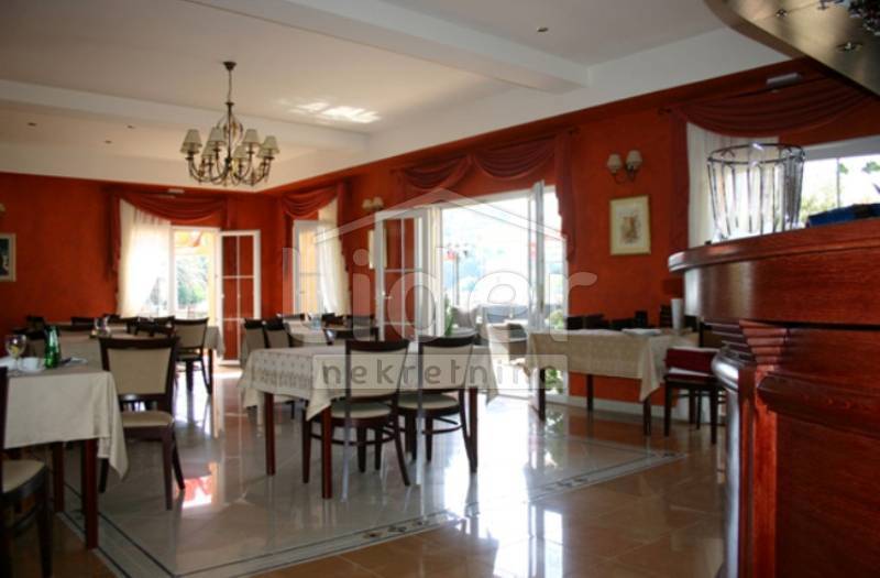 Poslovni prostor Palit, 720m2