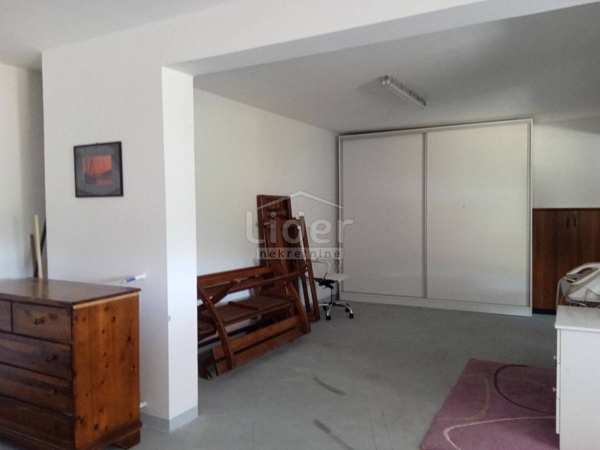 Hiša Mihotići, 403m2