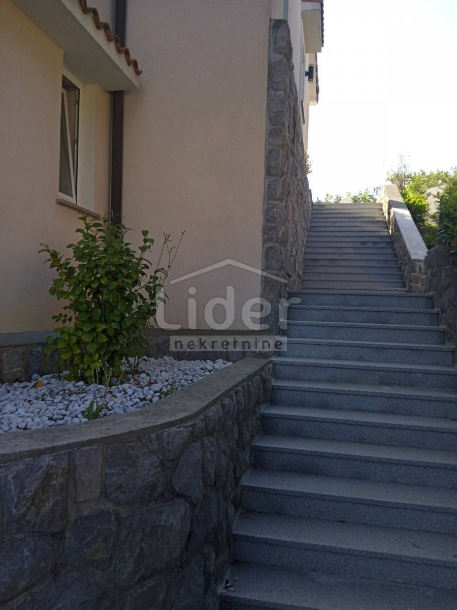 Hiša Mihotići, 403m2