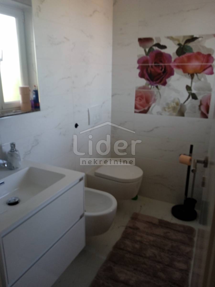 Hiša Mihotići, 403m2