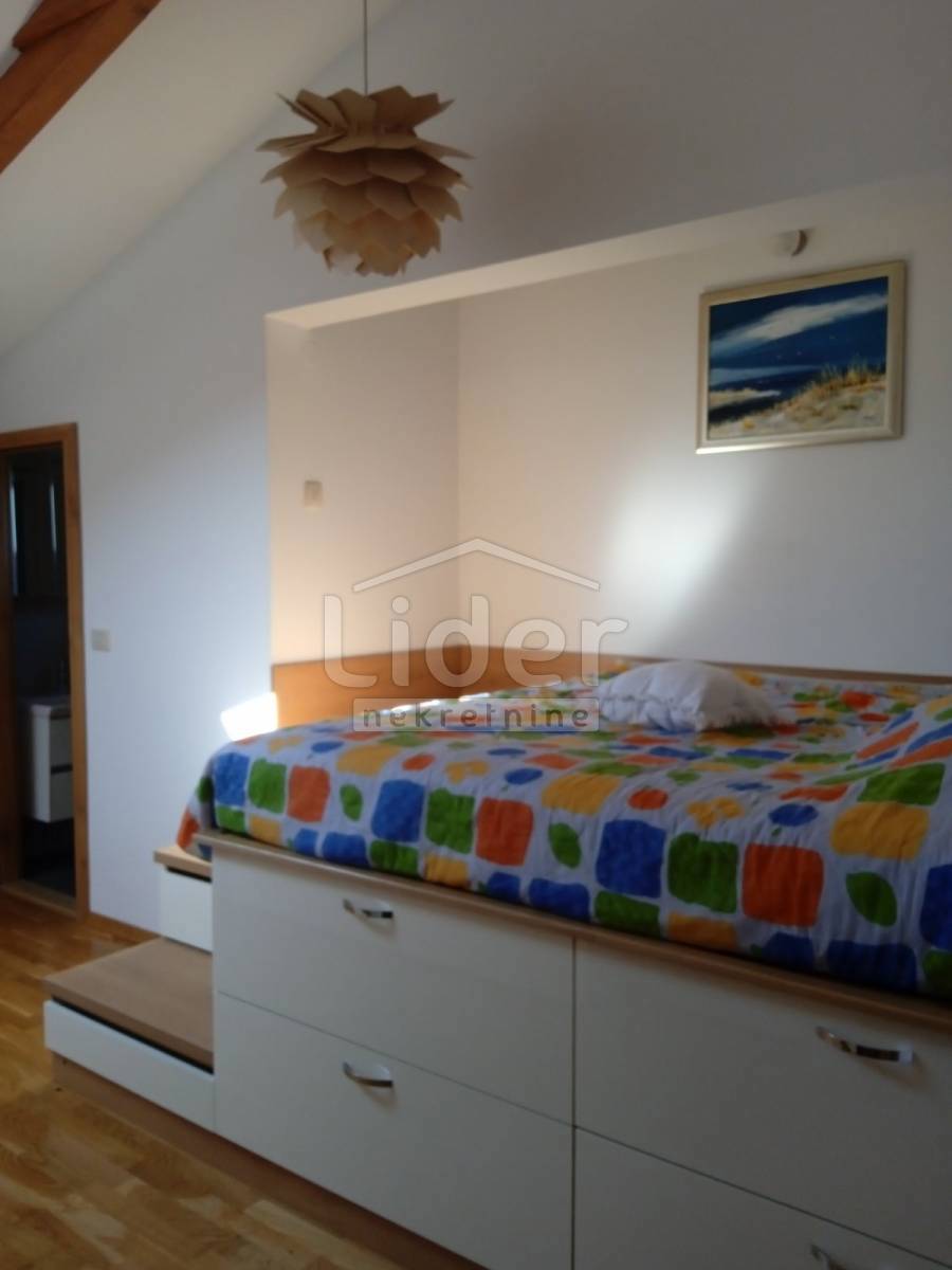 Hiša Mihotići, 403m2