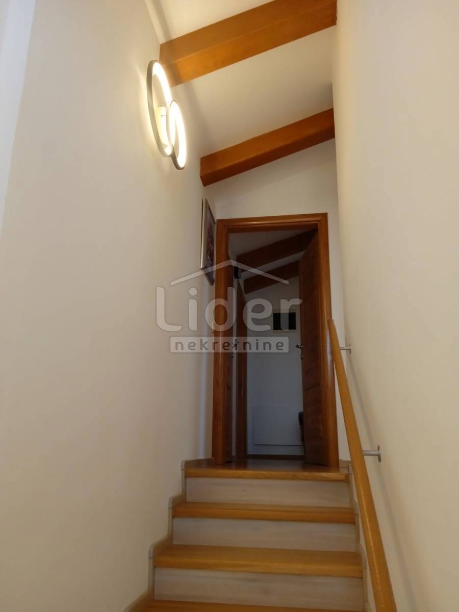 Hiša Mihotići, 403m2