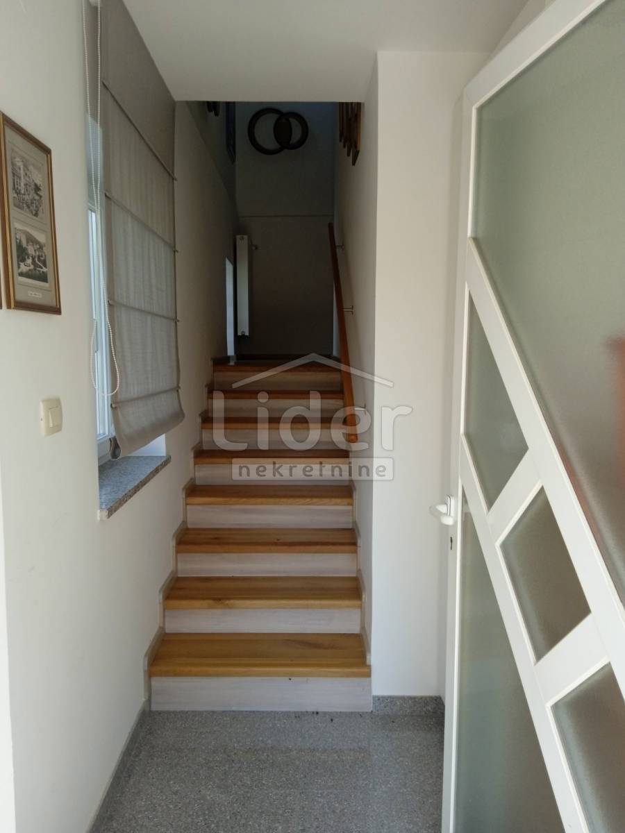 Hiša Mihotići, 403m2