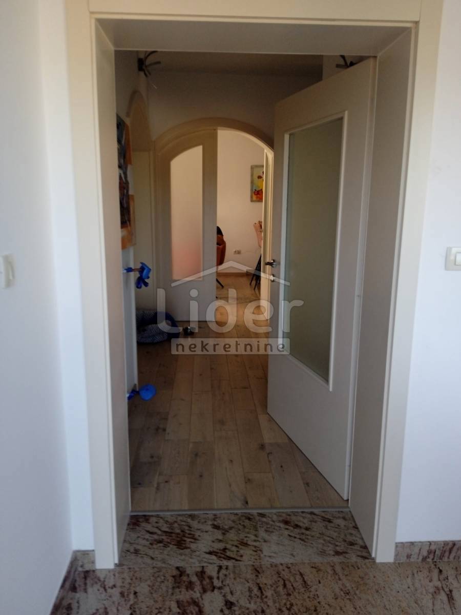 Hiša Mihotići, 403m2