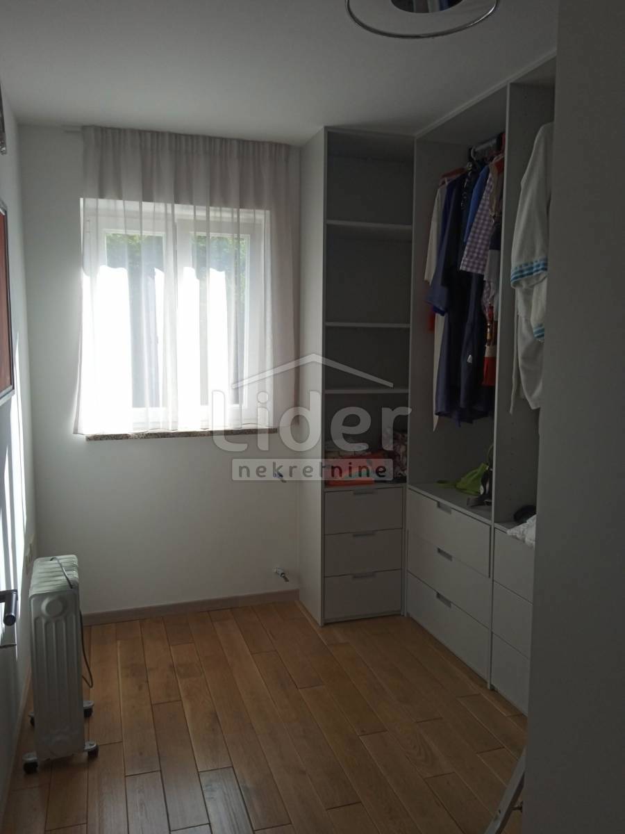 Hiša Mihotići, 403m2