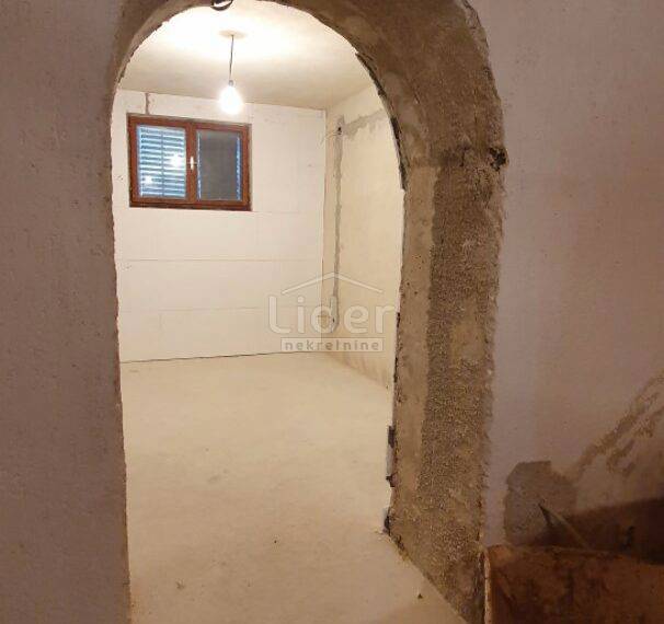 Hiša Kanfanar, 200m2