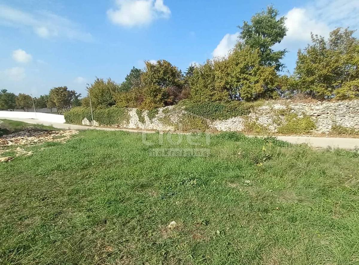 Zemljišče Marići, 4400m2