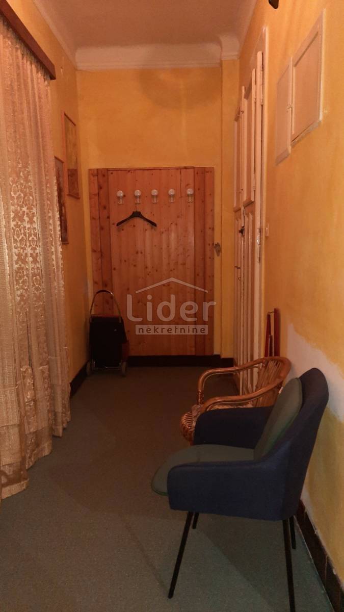 Stanovanje Centar, 105m2