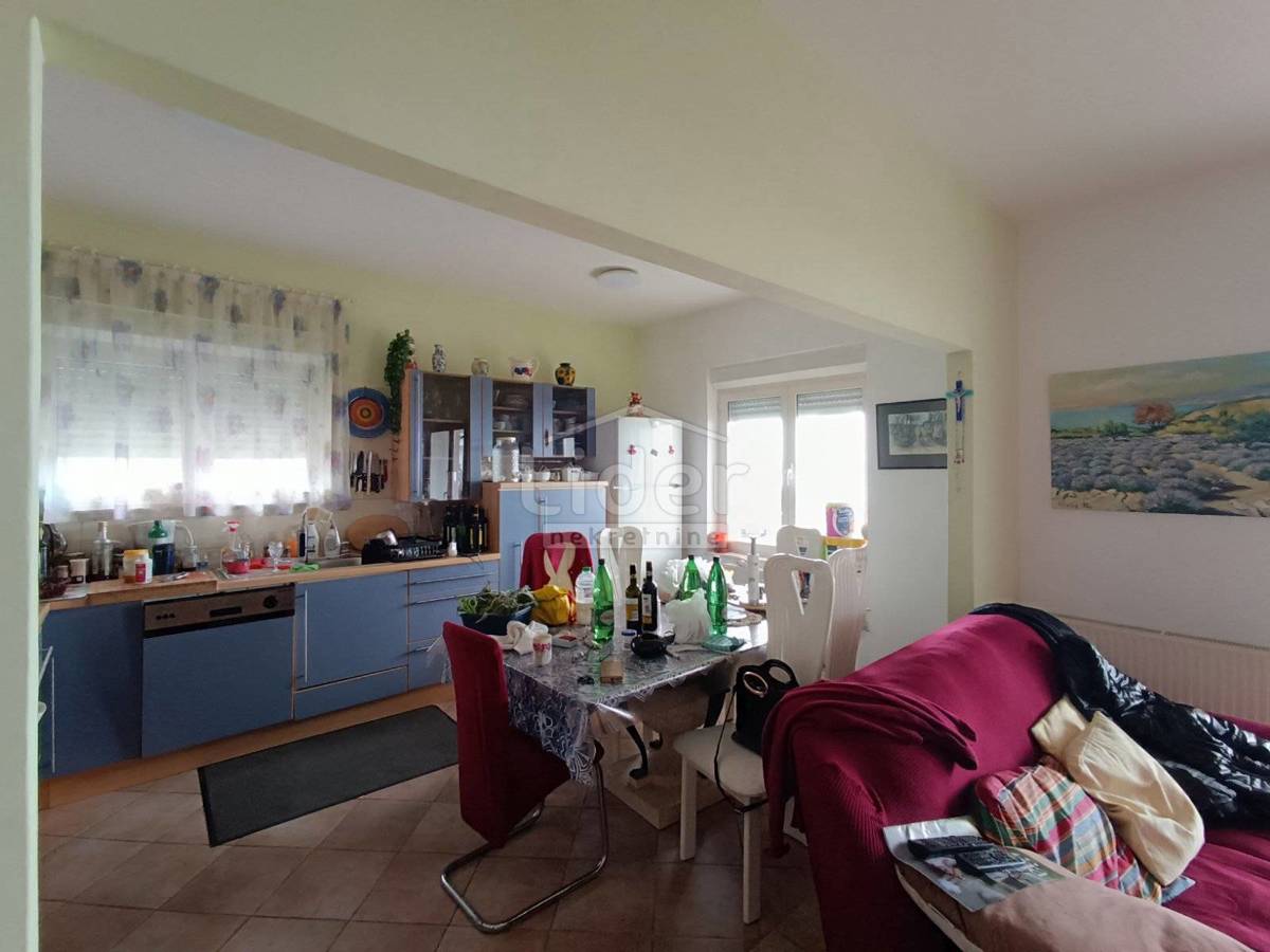 Hiša Matulji, 400m2