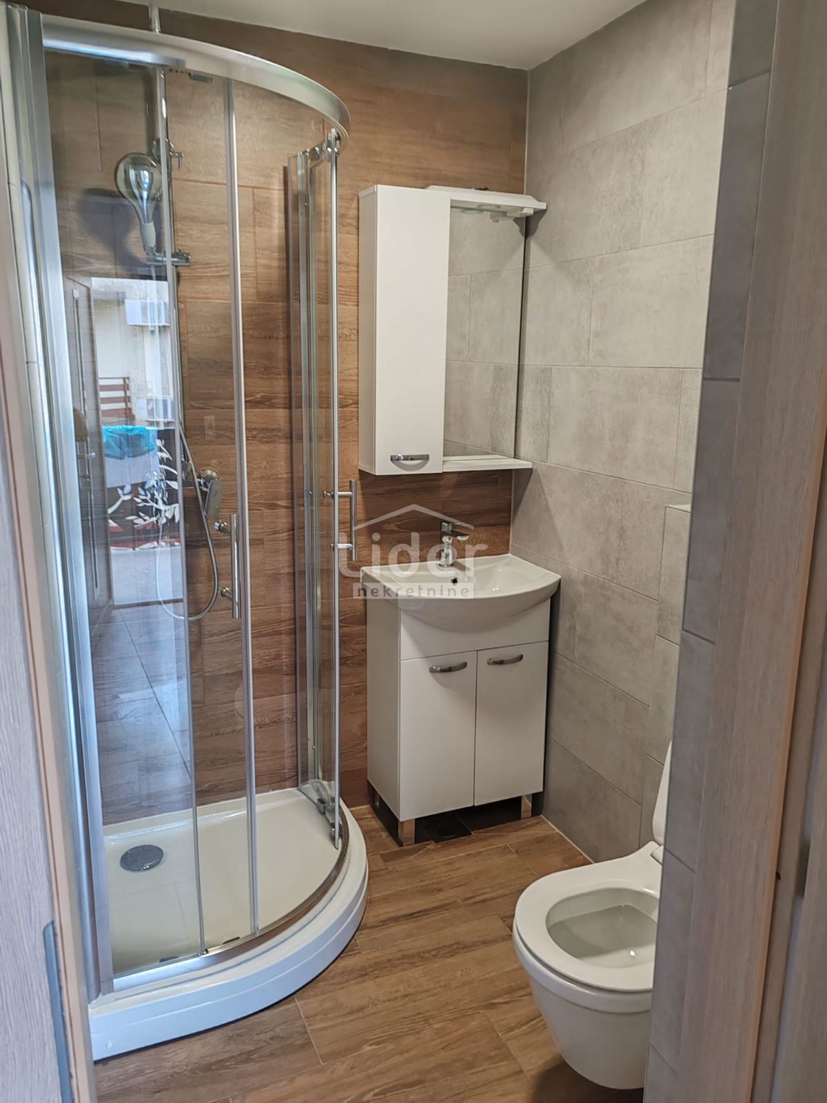 Apartma Kornić, 84m2