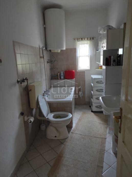 Hiša Vrbovsko, 140m2