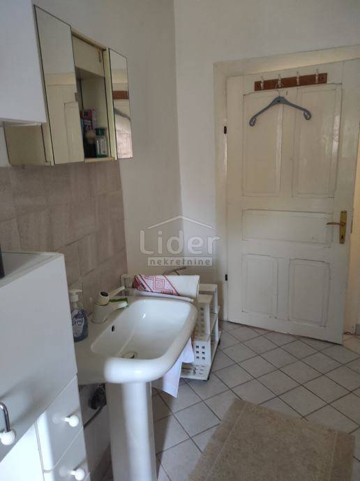 Hiša Vrbovsko, 140m2