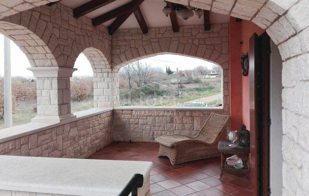 Hiša Nova Vas, 850m2