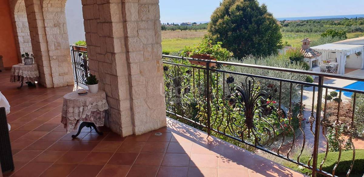 Hiša Nova Vas, 850m2