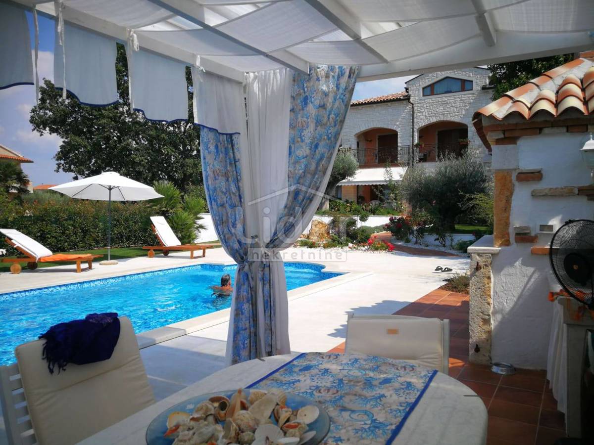 Hiša Nova Vas, 850m2