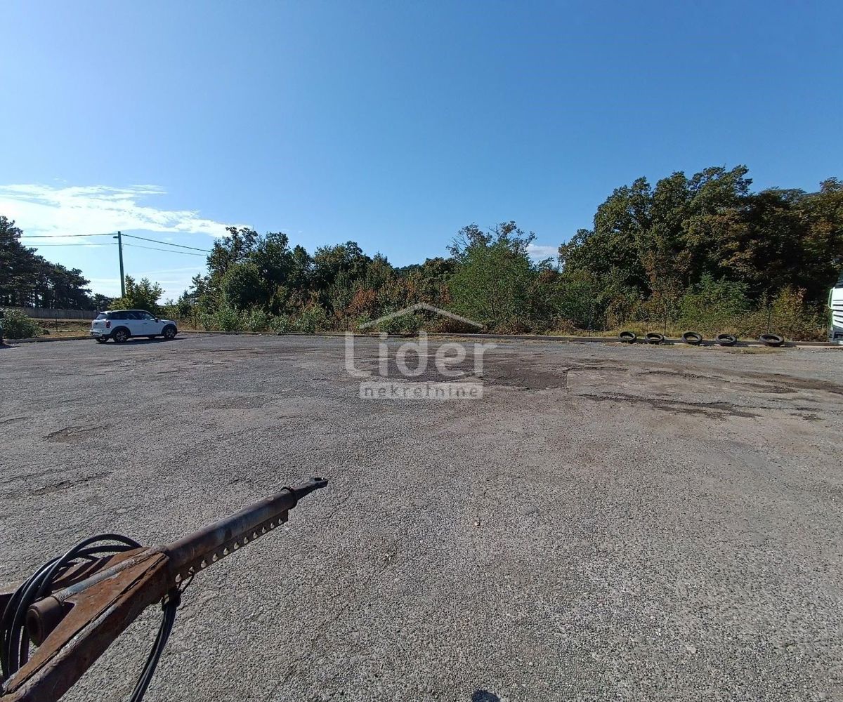 Poslovni prostor Buzdohanj, 380m2