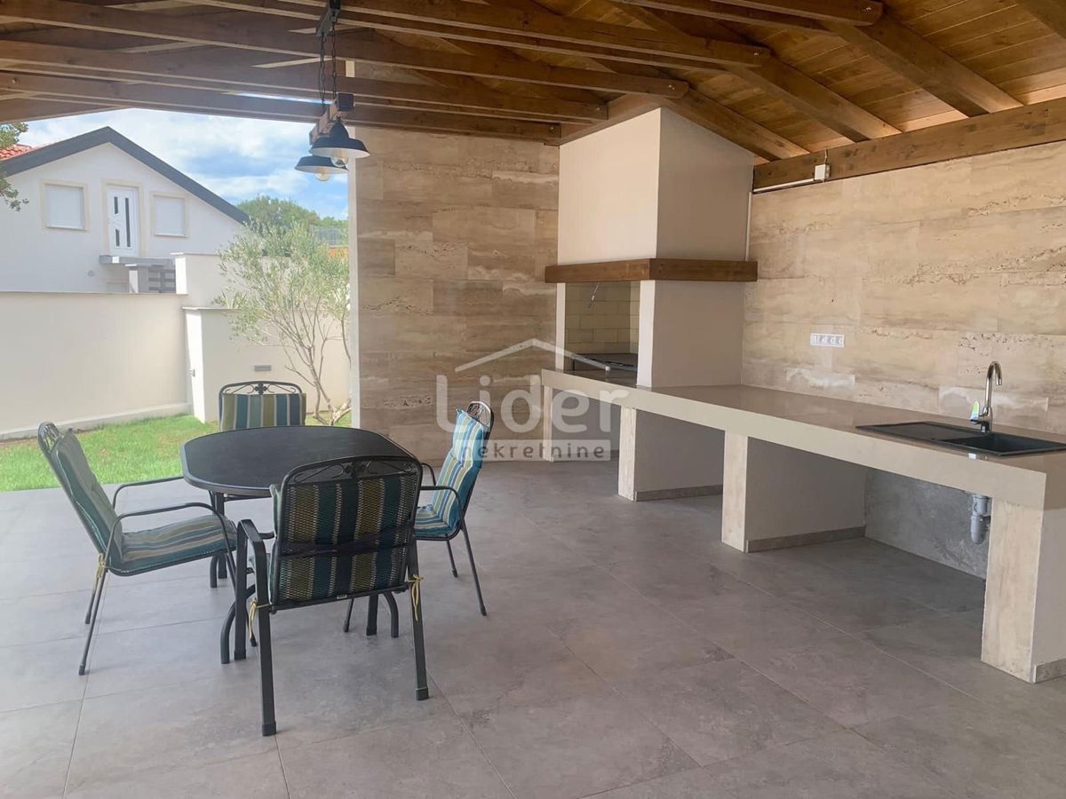 Hiša Crikvenica, 270m2