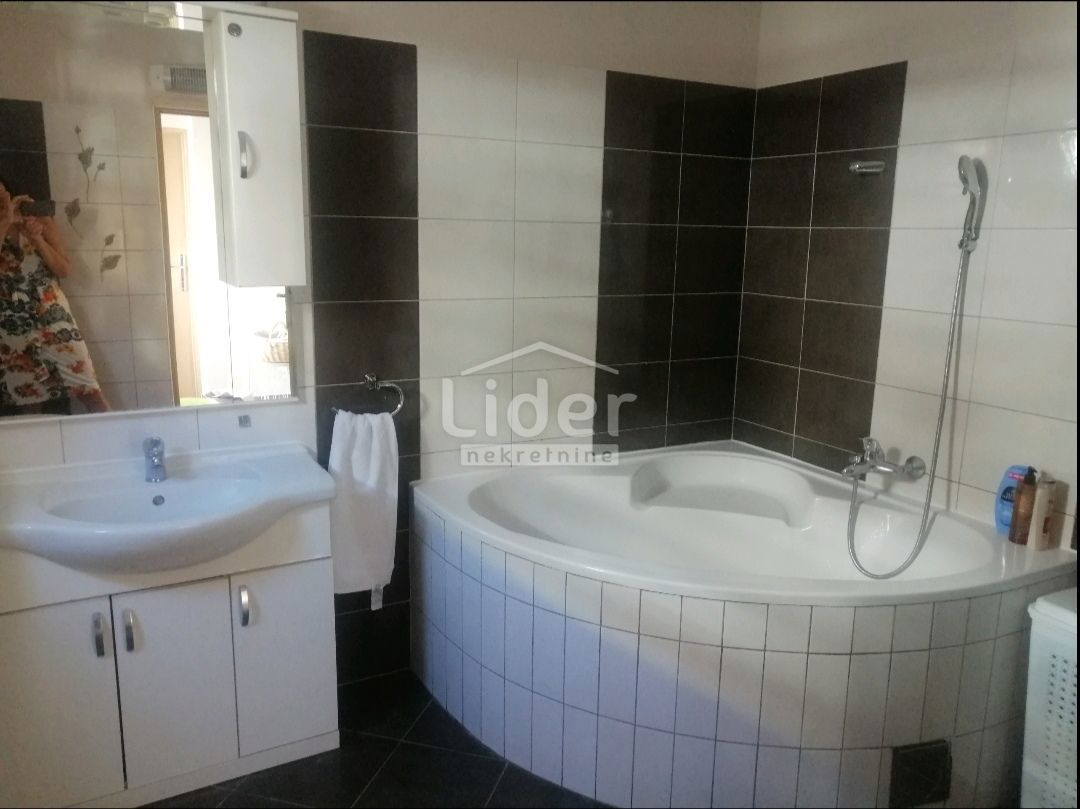 Hiša Meterize, 288m2