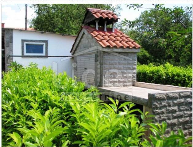 Hiša Pinezići, 100m2