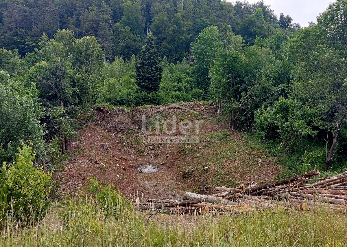 Zemljišče Fužine, 1034m2