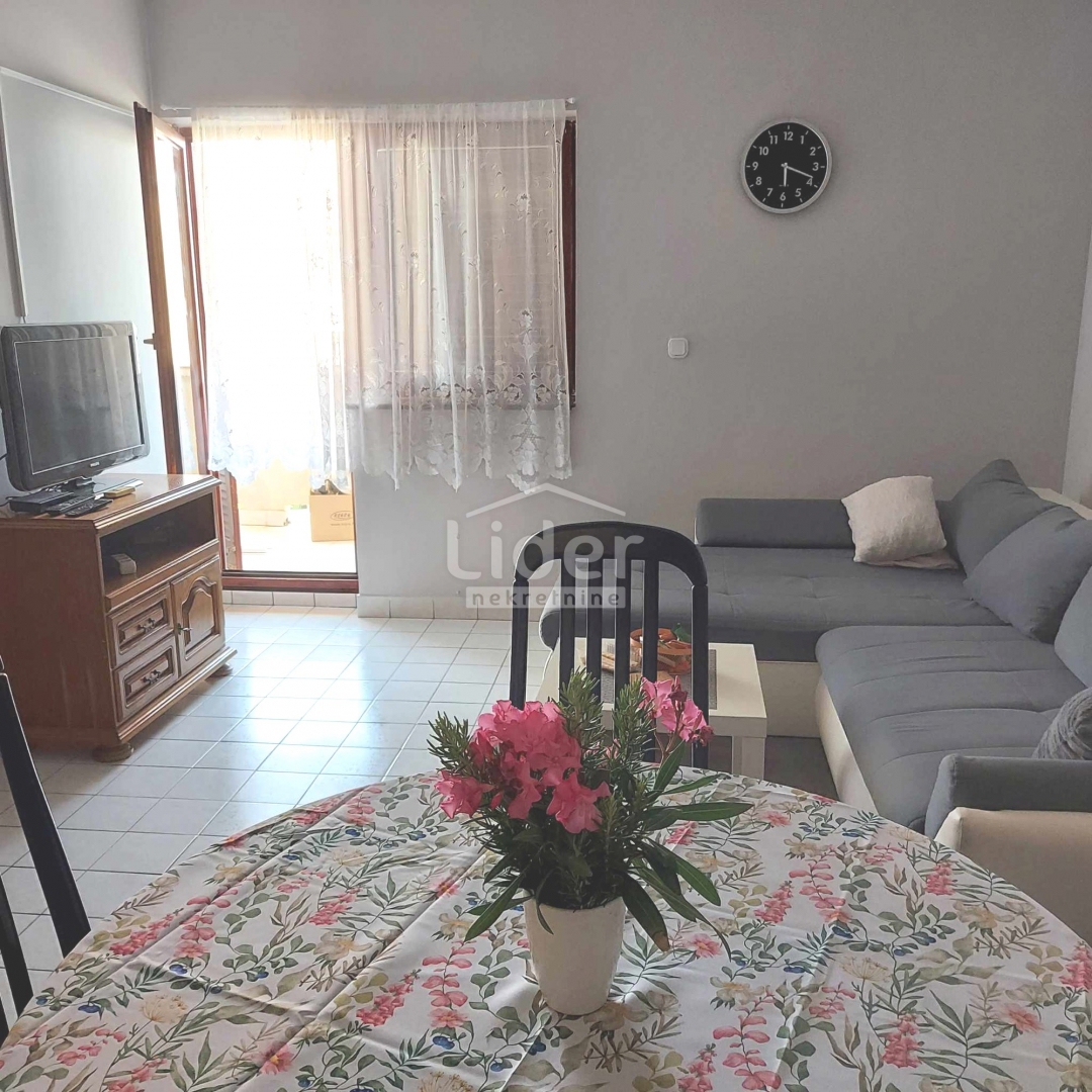Apartma Novalja, 44m2