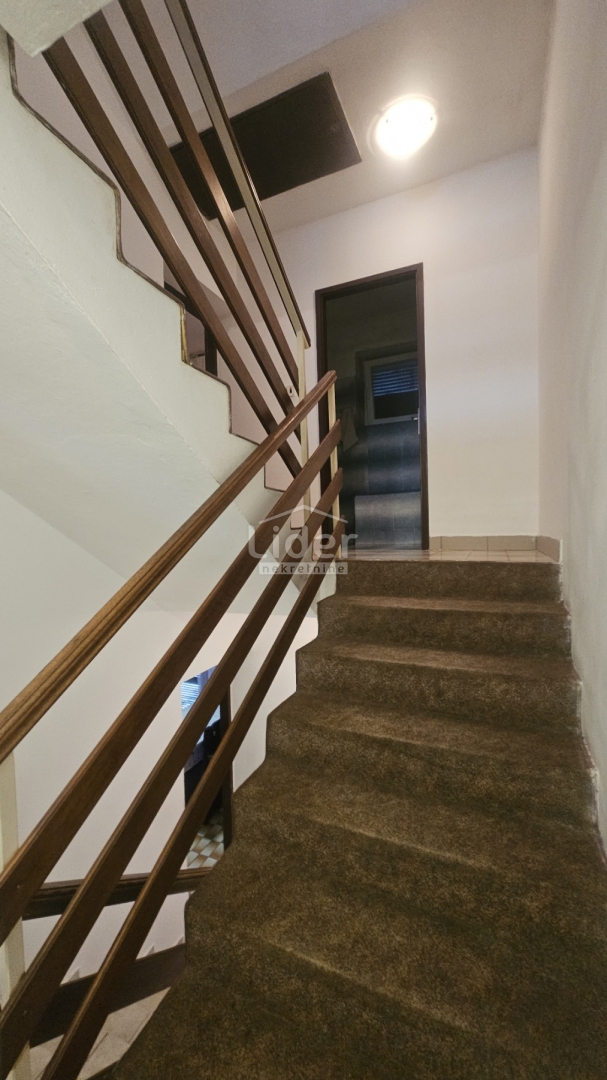 Hiša Rešetari, 130m2