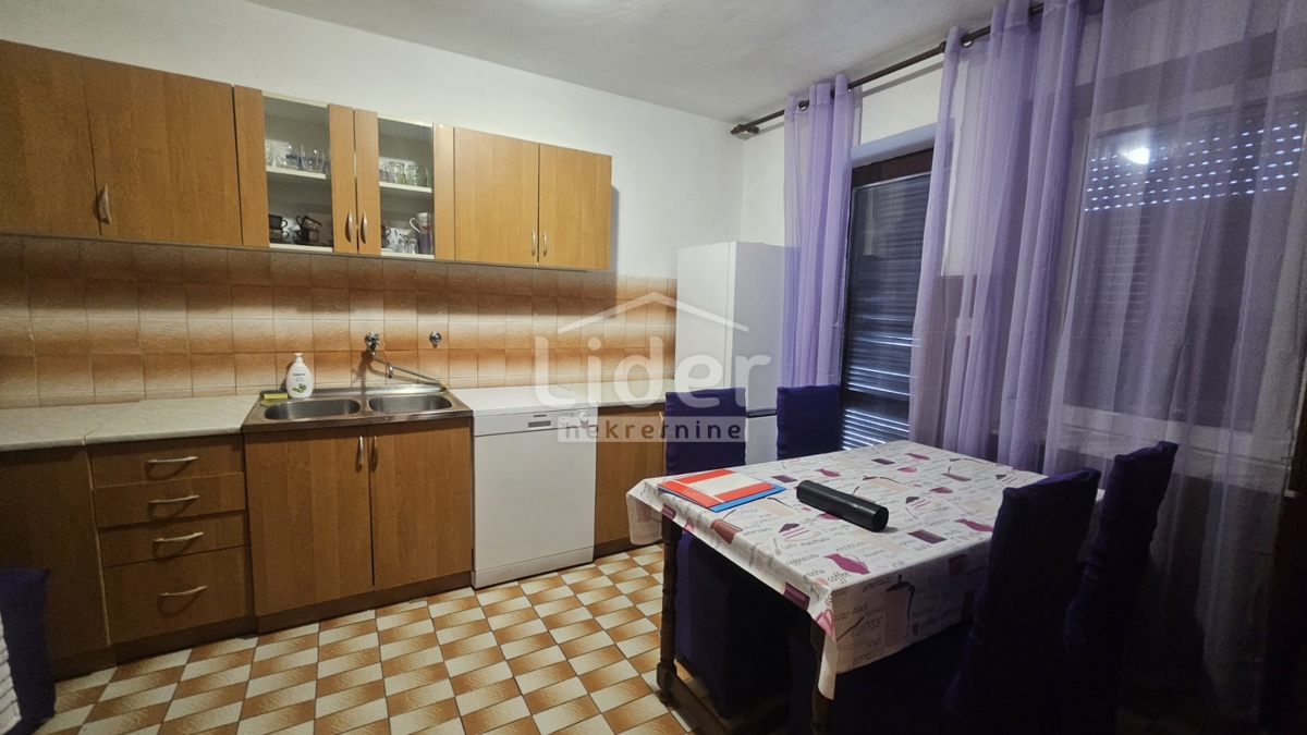 Hiša Rešetari, 130m2