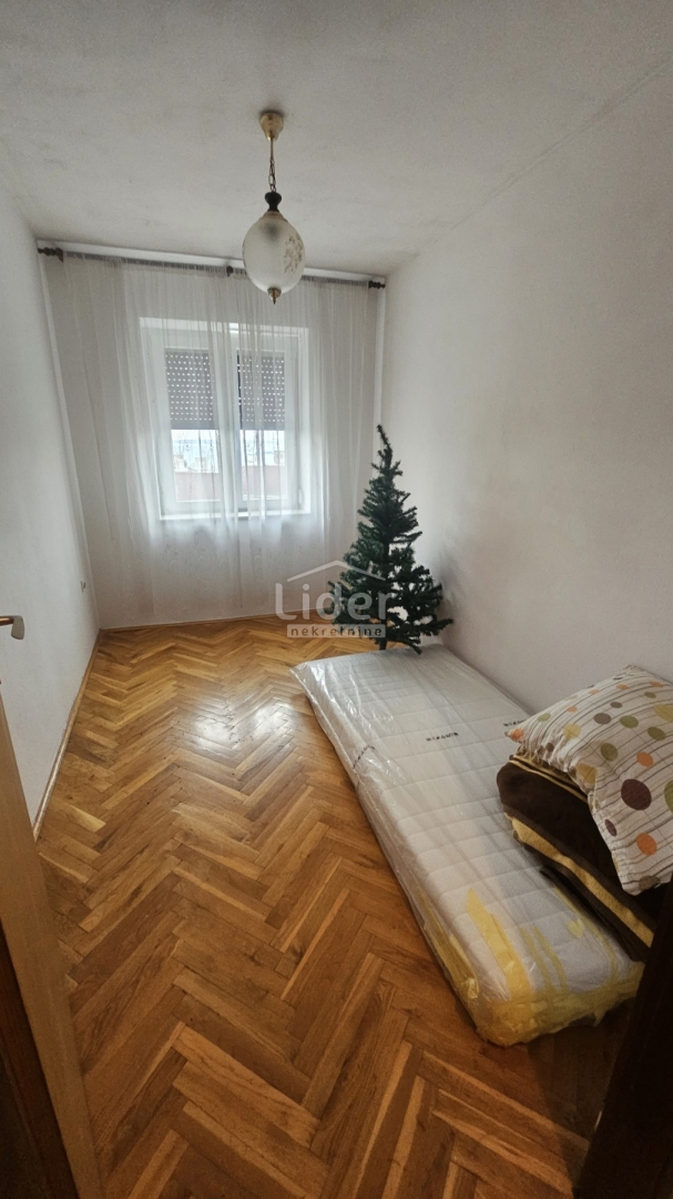 Hiša Rešetari, 130m2