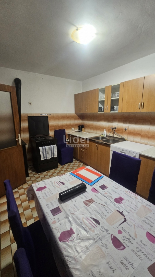 Hiša Rešetari, 130m2