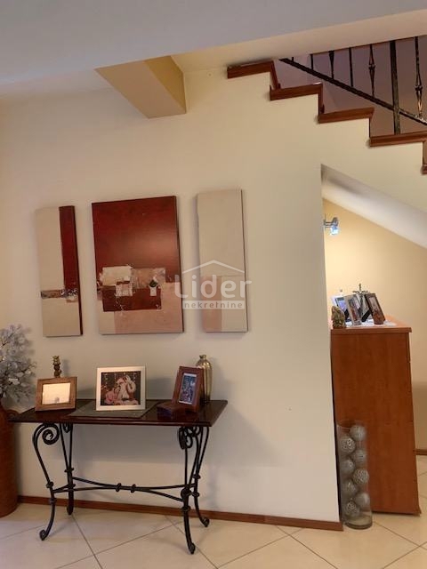 Hiša Matulji, 230m2